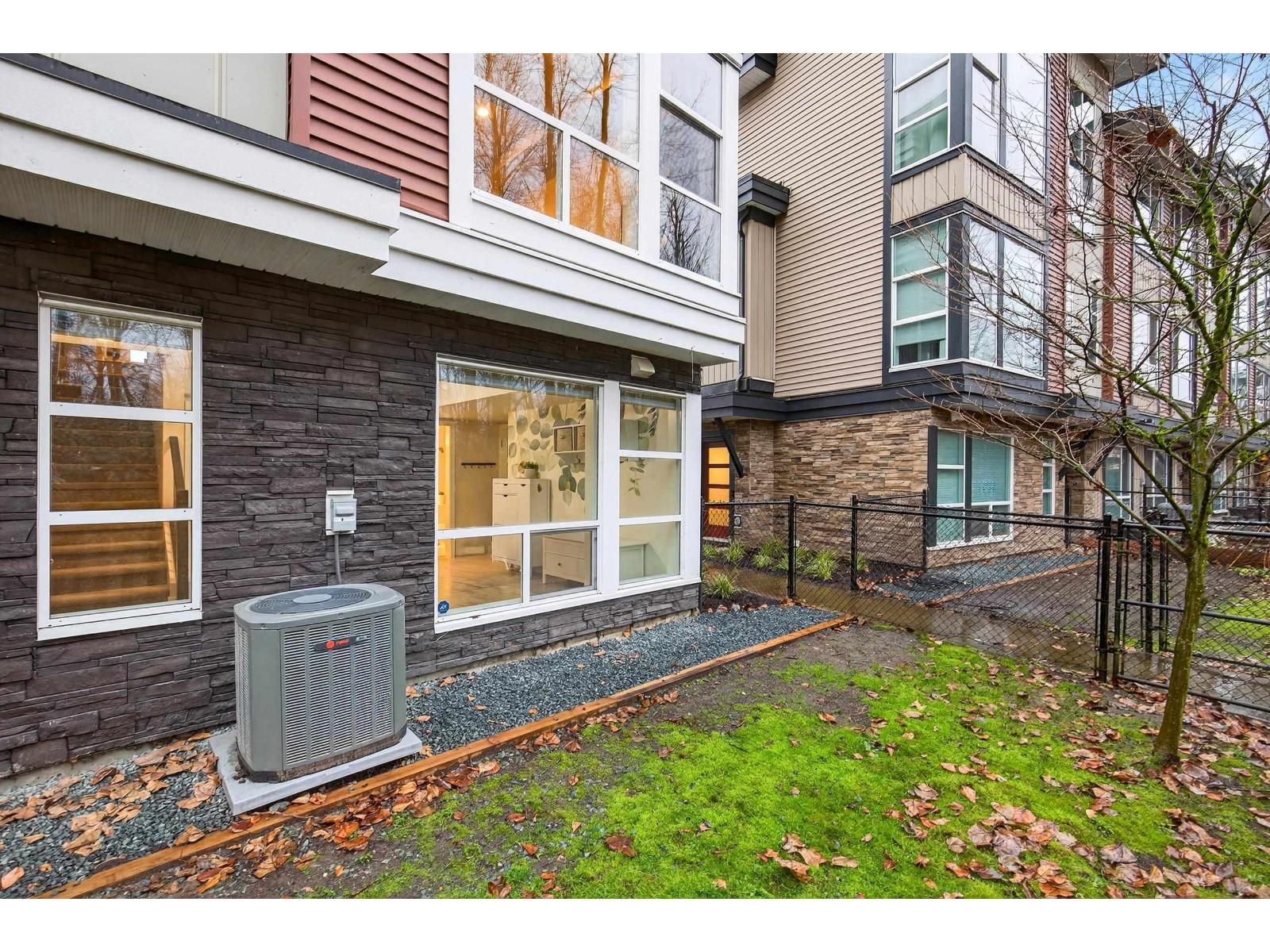 51 8413 MIDTOWN WAY, Chilliwack Proper South, Chilliwack