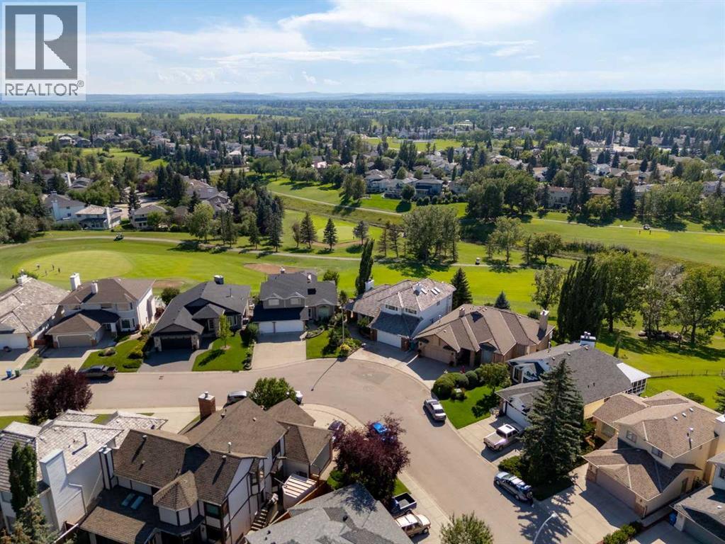 Single Family House for Sale in  Douglas Woods Manor SE Douglasdale/Glen Calgary 