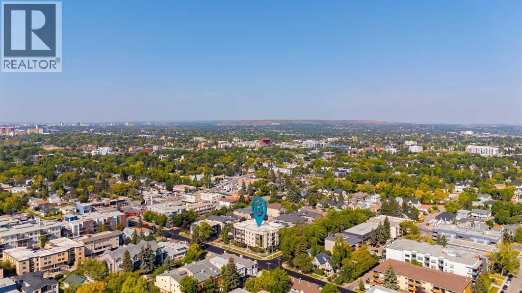 Single Family House for Sale in    Avenue NE Renfrew Calgary 