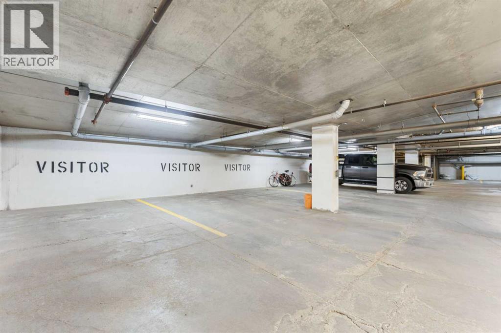 Single Family House for Sale in    Avenue NE Renfrew Calgary 