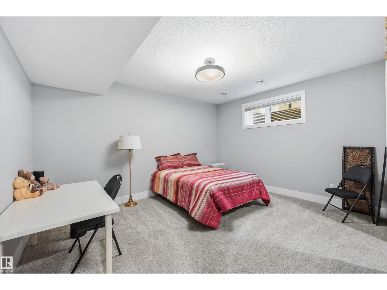 4605 KNIGHT PT SW, Edmonton