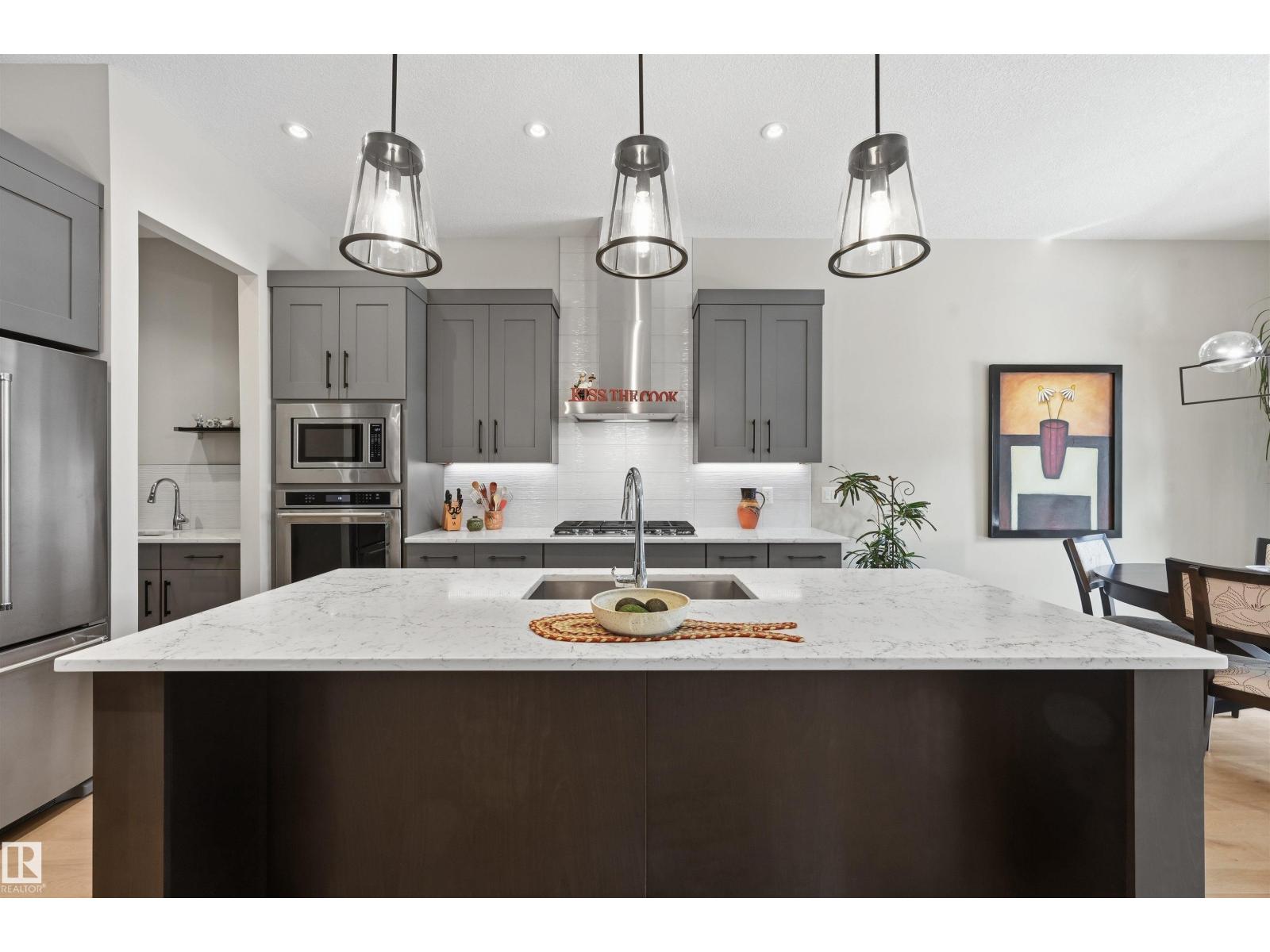 4605 KNIGHT PT SW, Edmonton