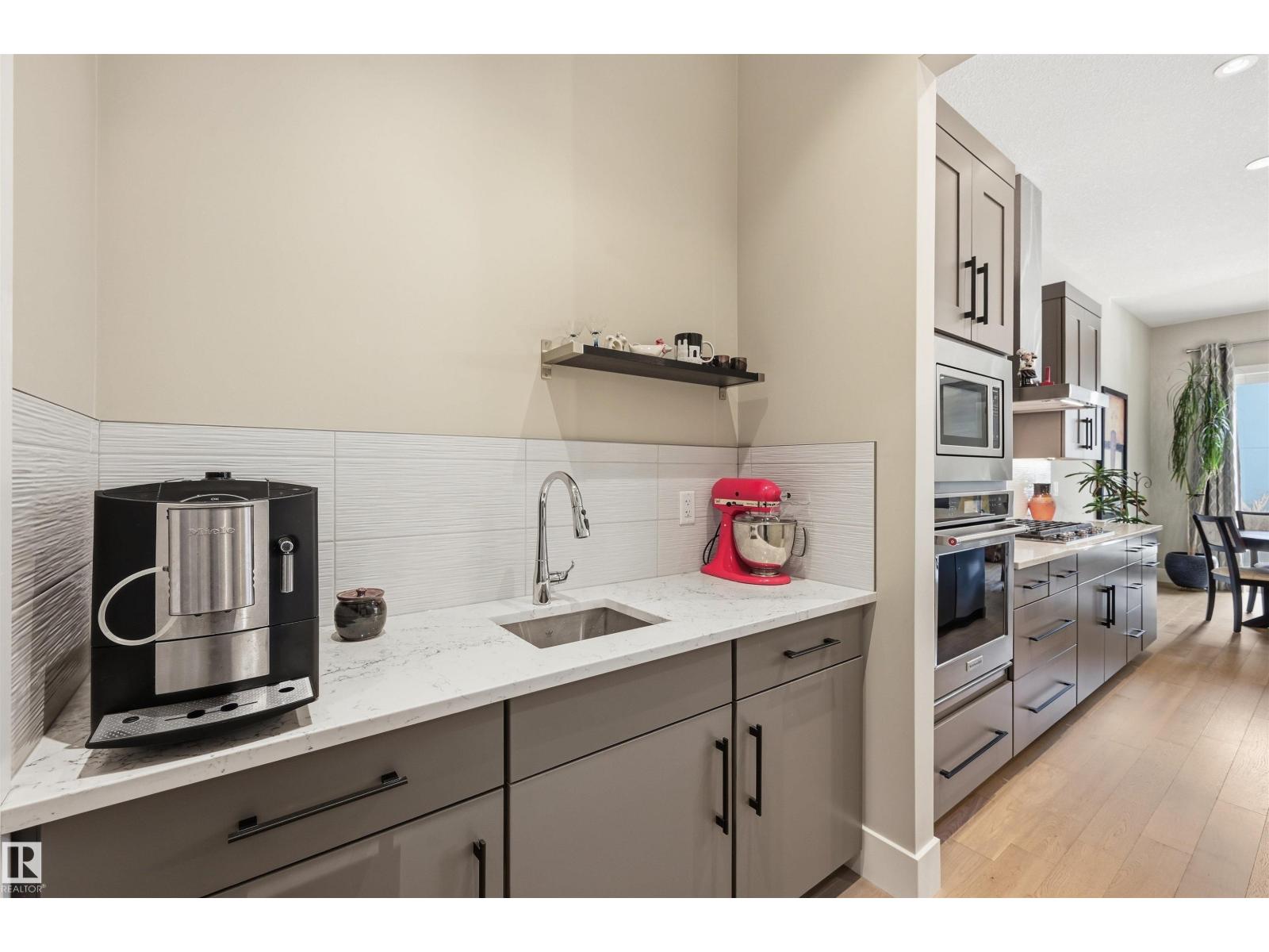 4605 KNIGHT PT SW, Edmonton