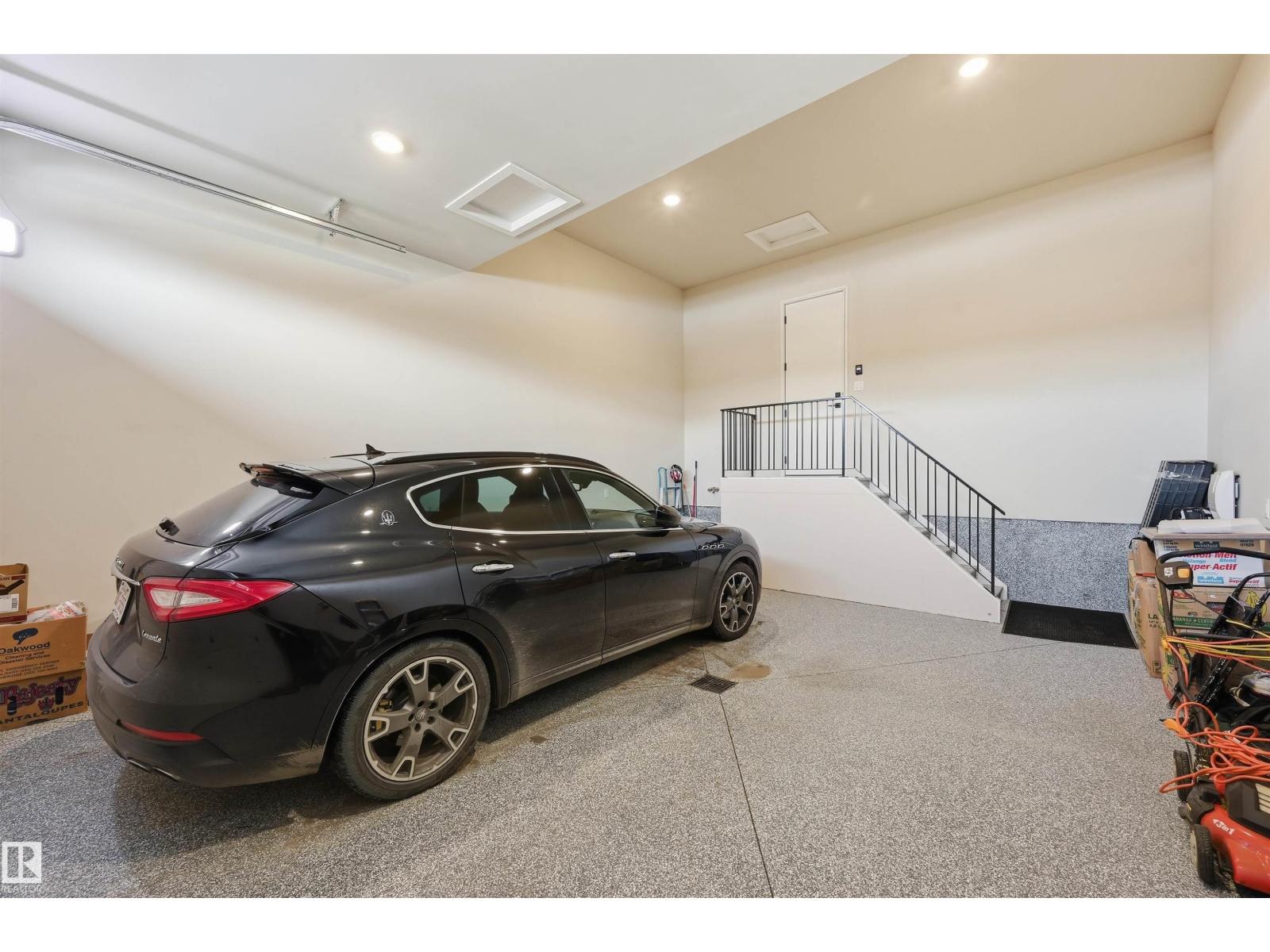 4605 KNIGHT PT SW, Edmonton