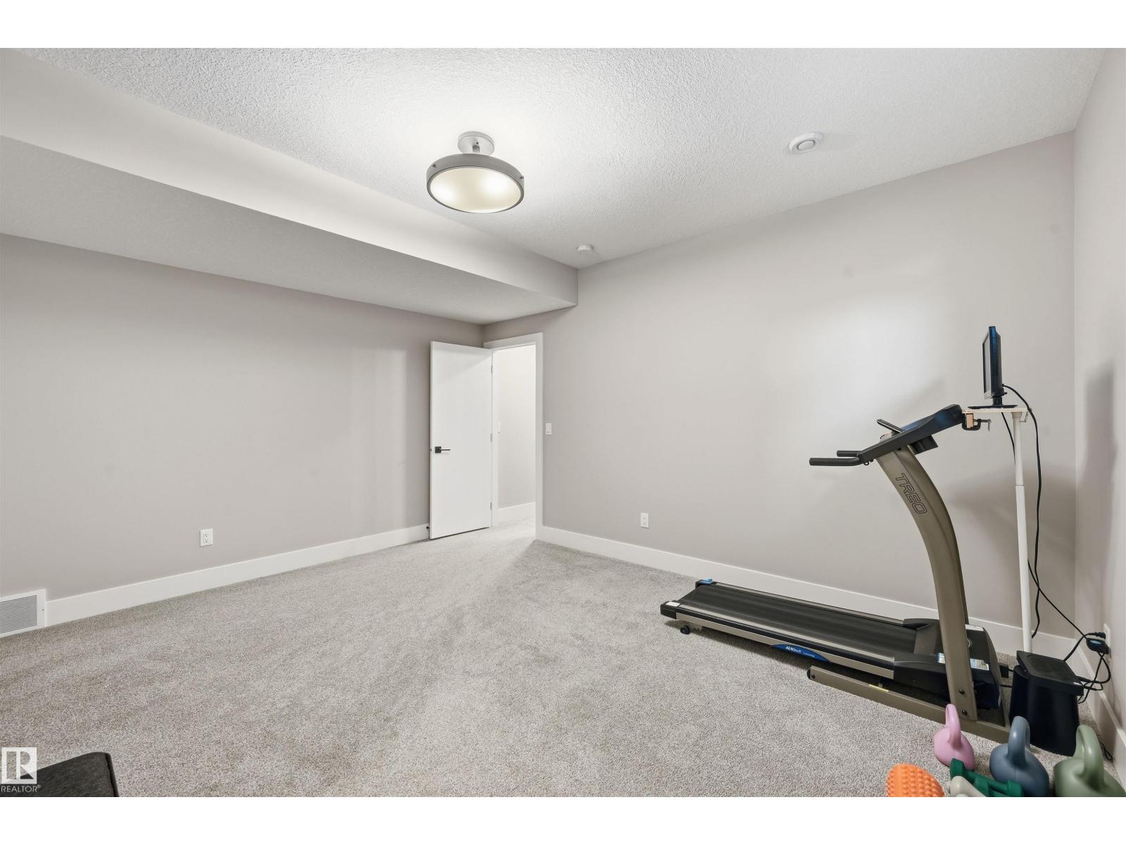 4605 KNIGHT PT SW, Edmonton