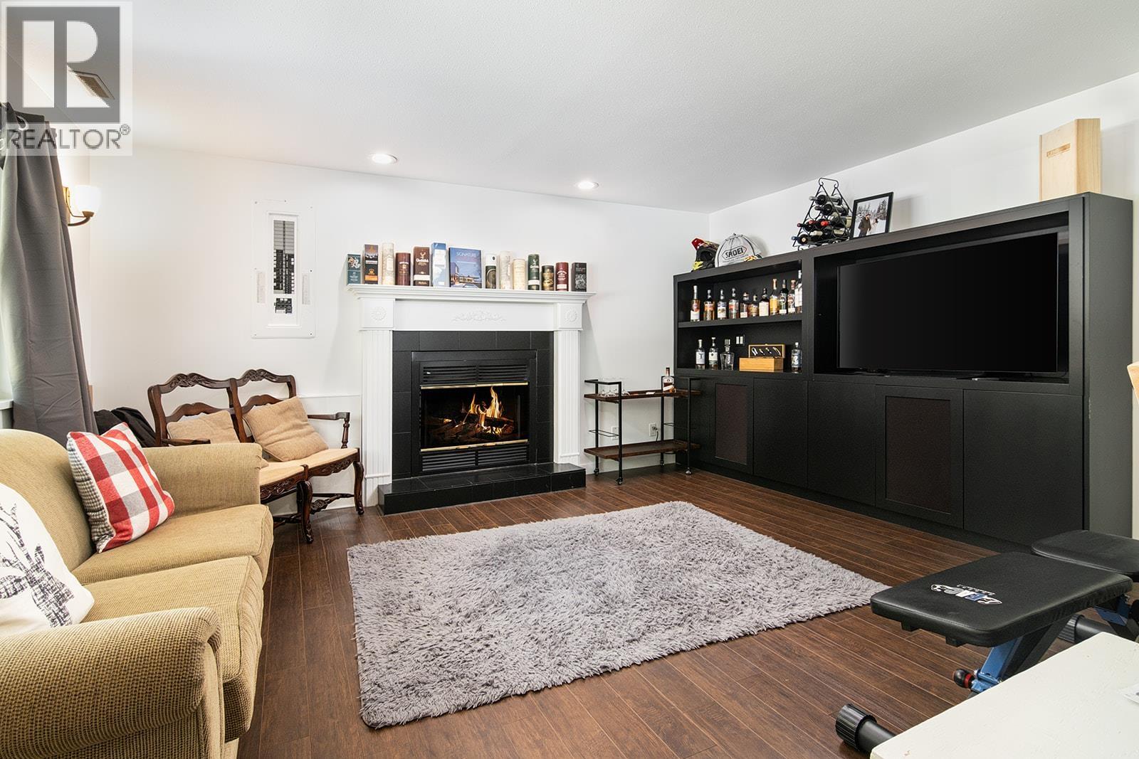 7403 HARROW ROAD, Pemberton