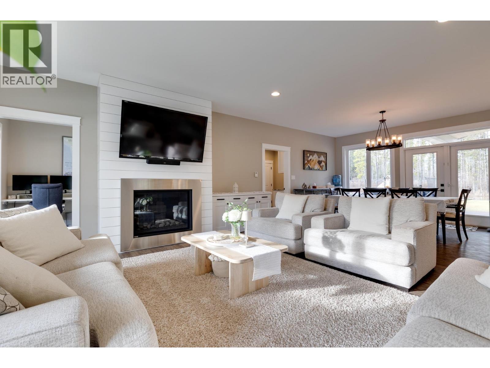 3820 REEVES DRIVE, Prince George