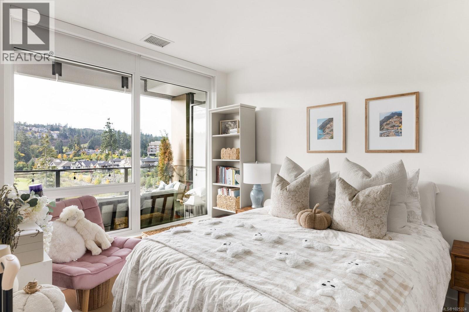 #1413 2000 HANNINGTON RD - 15