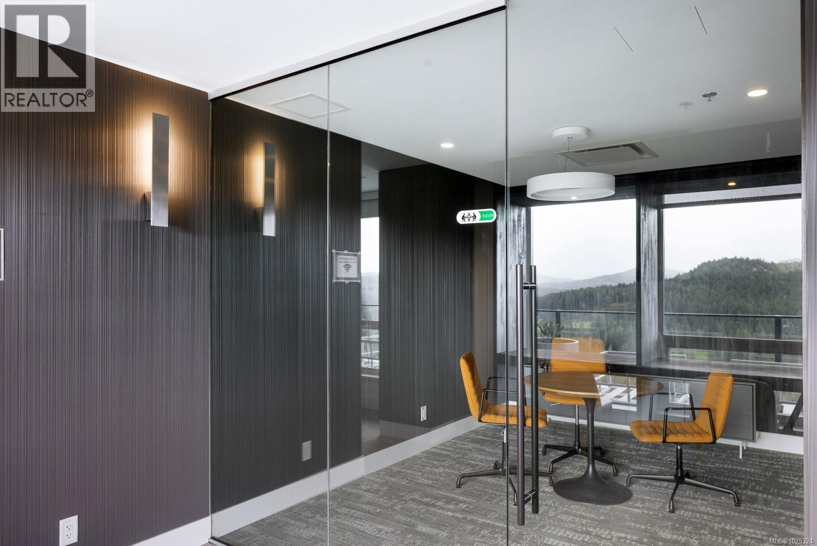 #1413 2000 HANNINGTON RD - 33