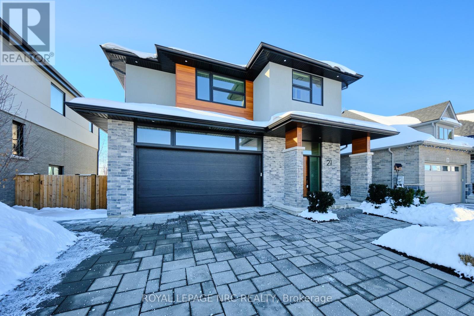 21 SINGER STREET - Photo 2 of 50, Thorold (Hurricane/Merrittville), Ontario