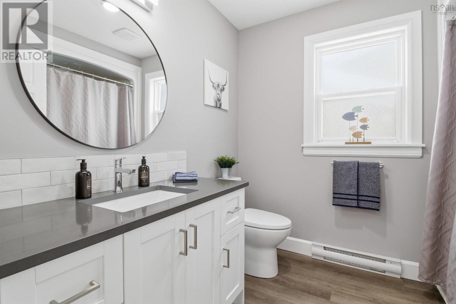 Property 20 of 30 of 35 Elizabeth Avenue