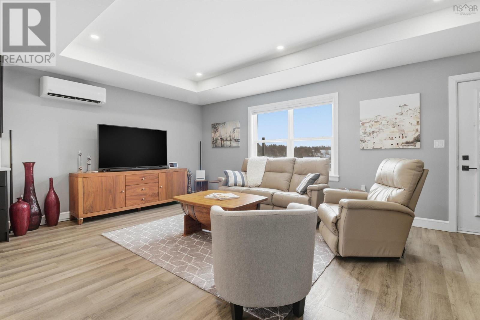 Property 4 of 30 of 35 Elizabeth Avenue