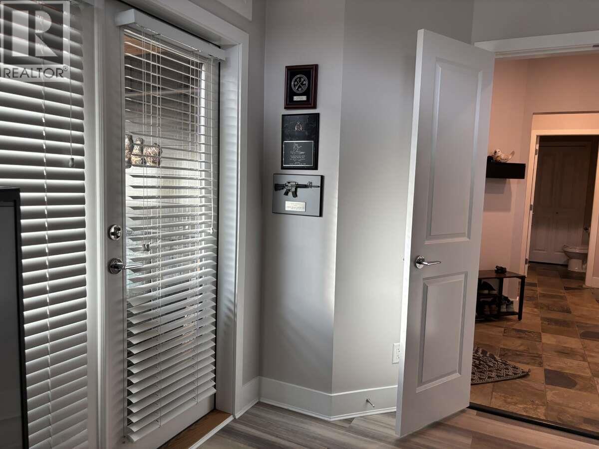 #44 175 Holloway Drive - 21