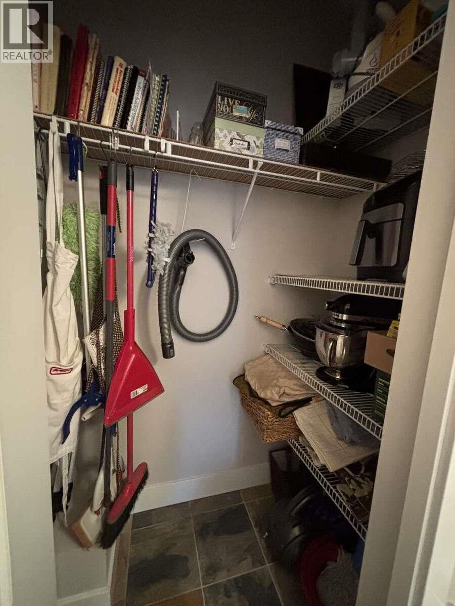 #44 175 Holloway Drive - 23