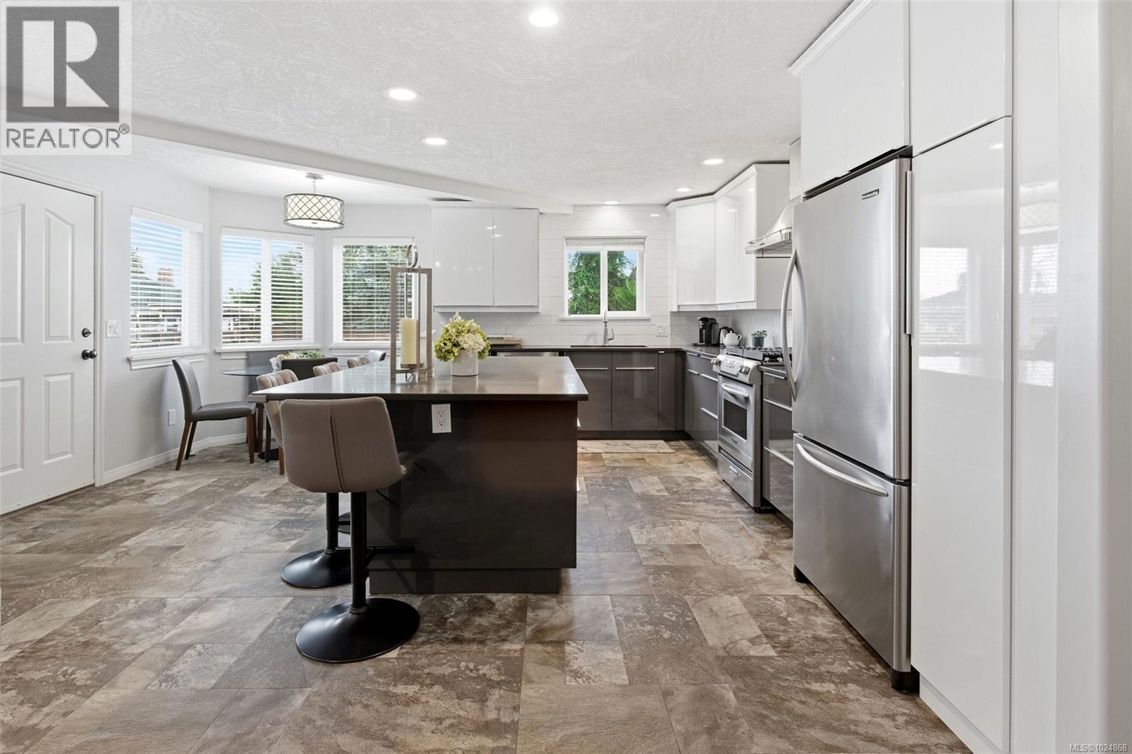  1444 Ryan Street, Victoria