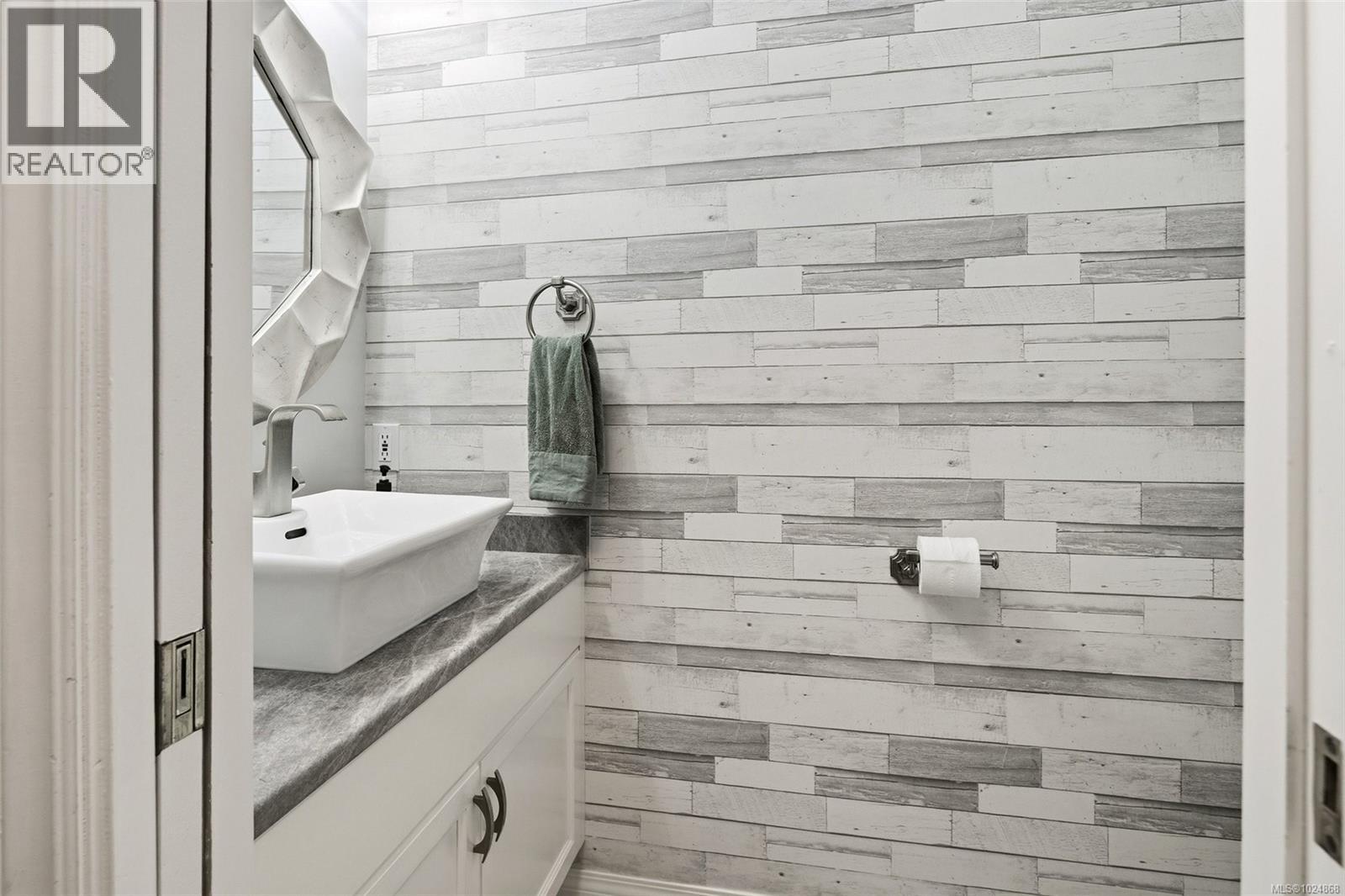  1444 Ryan Street, Victoria