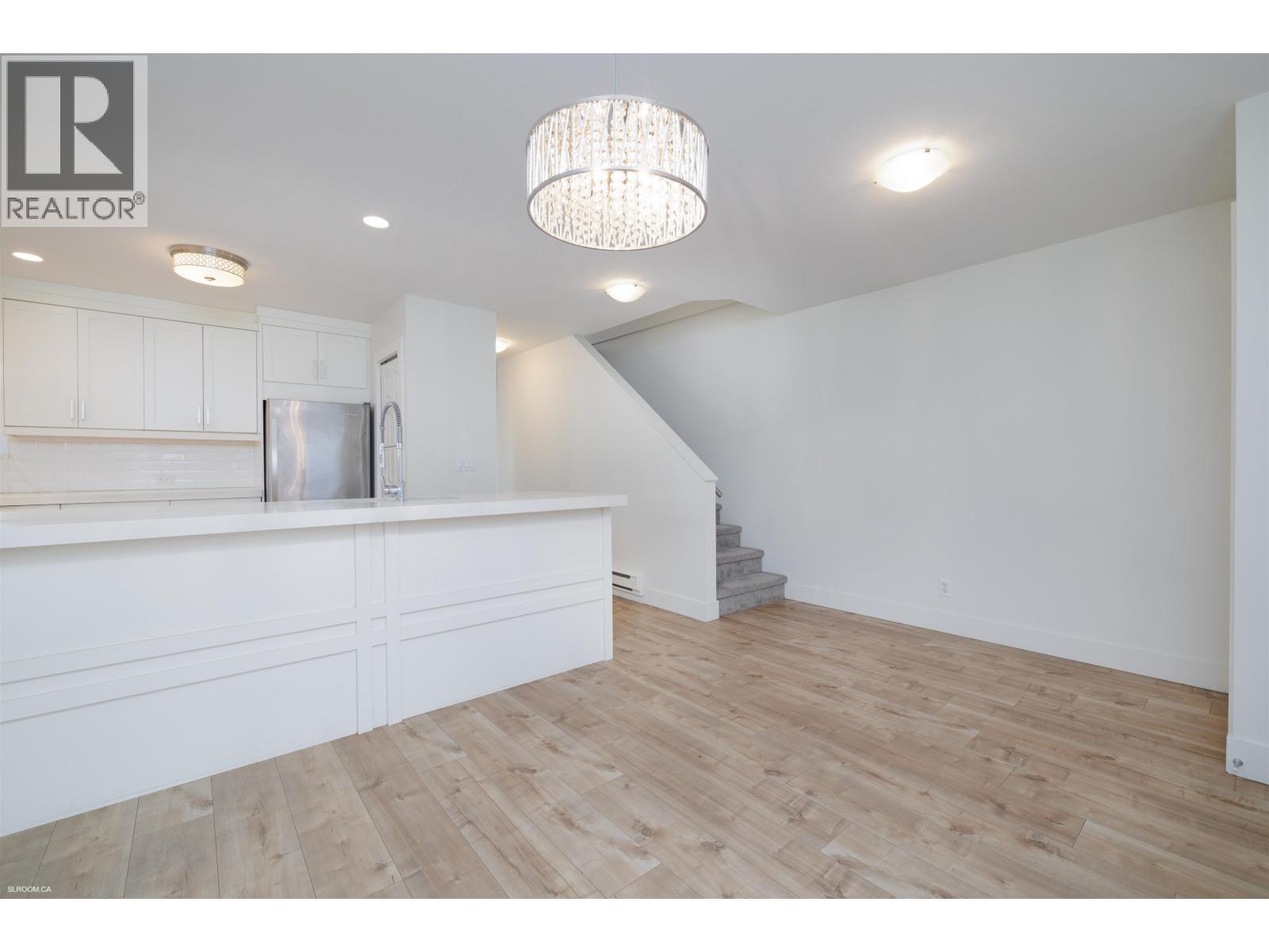 140 SHORELINE CIRCLE, Port Moody