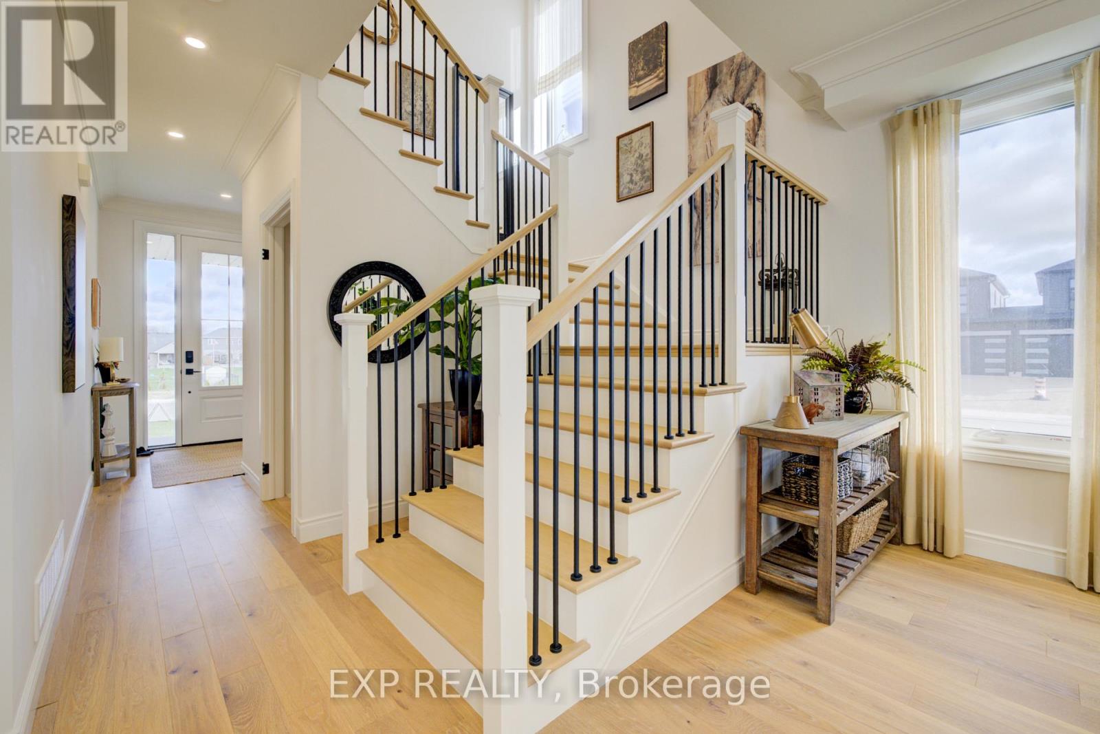 109 THACKERAY WAY - Photo 2 of 37, Minto, Ontario