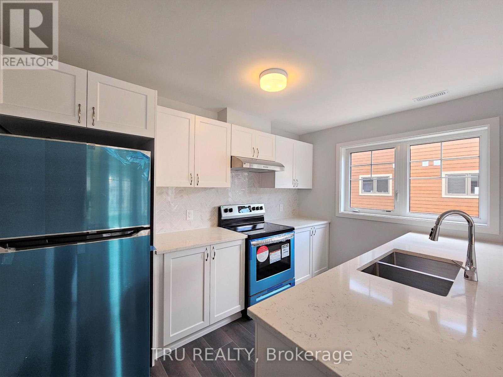 200 Anyolite photo 3