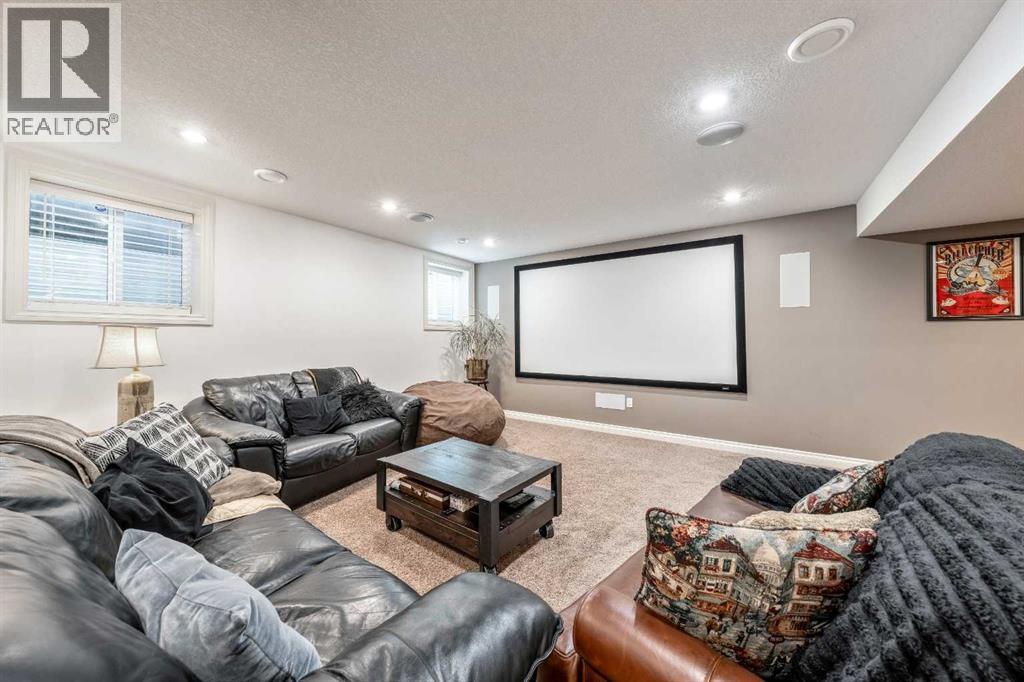 Single Family House for Sale in  Rockford Road NW Rocky Ridge Calgary 