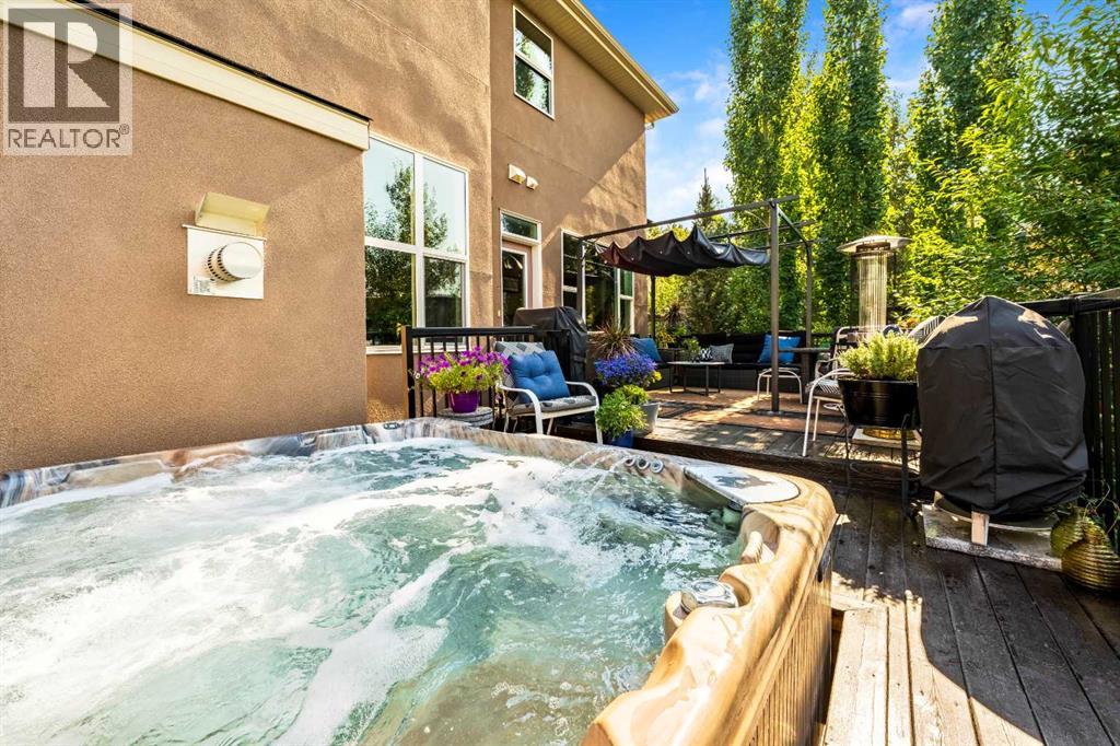 Single Family House for Sale in  Rockford Road NW Rocky Ridge Calgary 