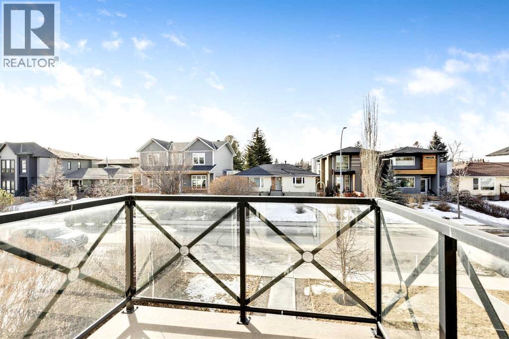 Single Family House for Sale in  Cochrane Road NW Banff Trail Calgary 