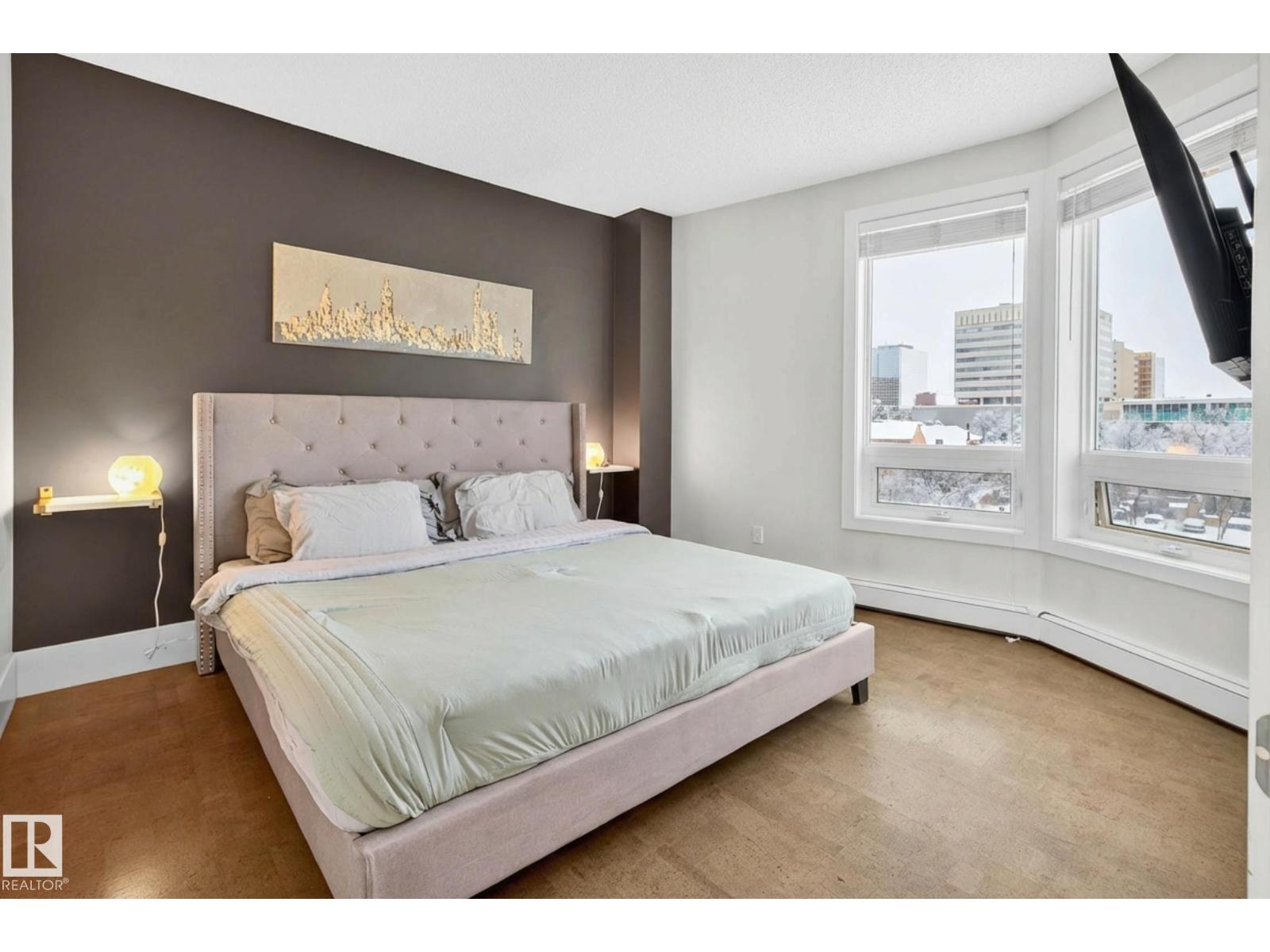 #401 10504 99 AV NW - 13