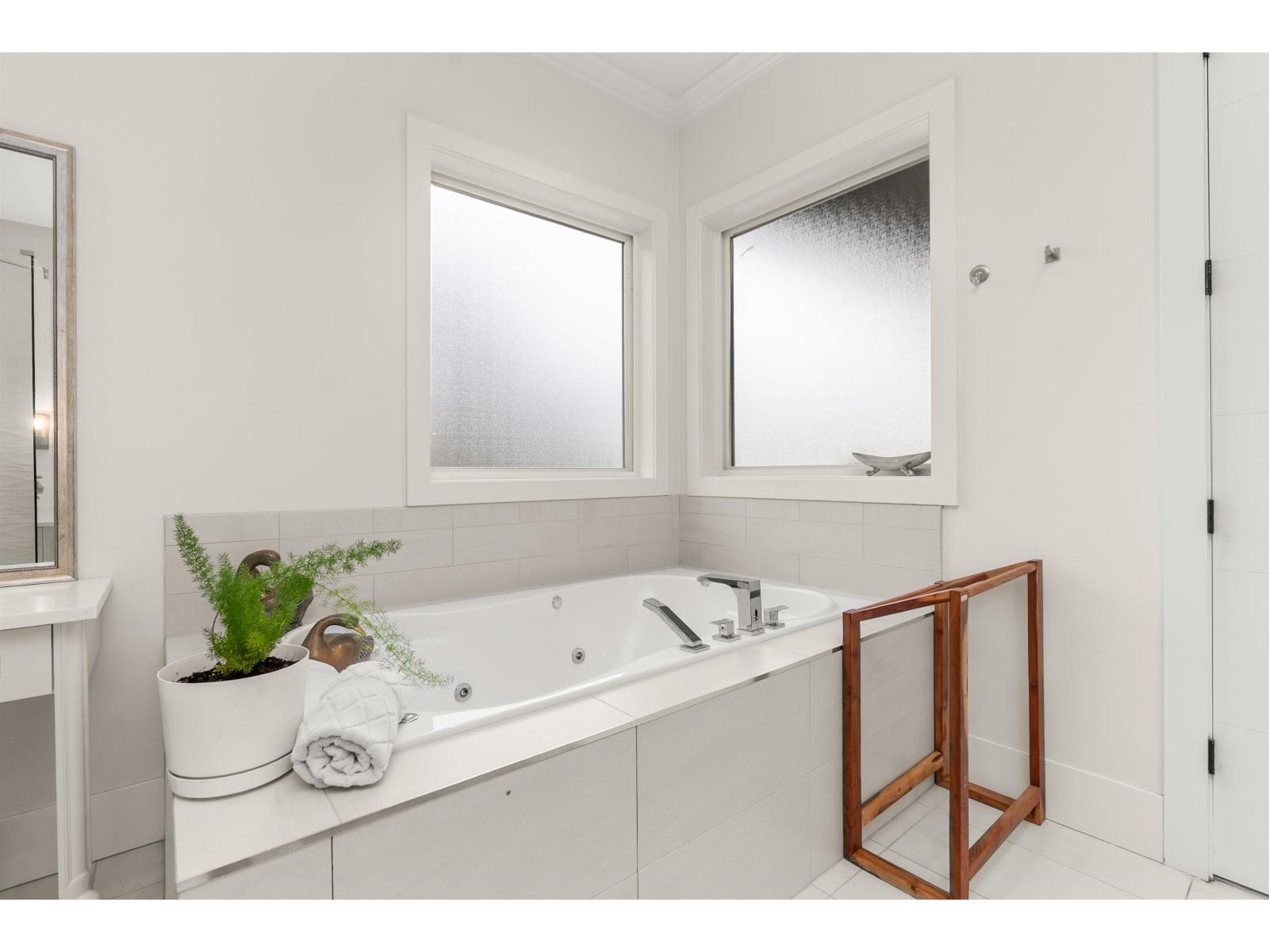 8486 HARVIE ROAD, Surrey