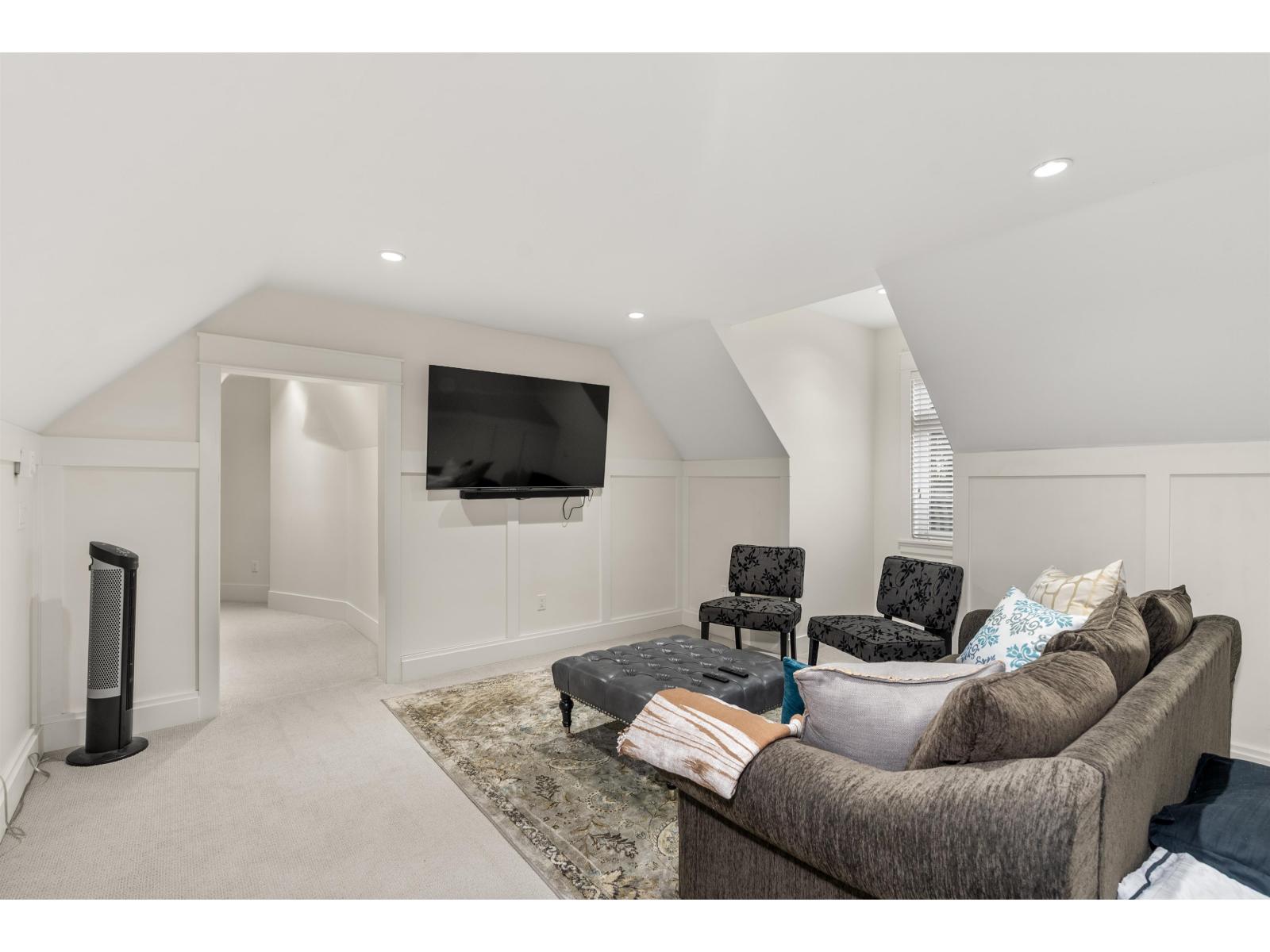 8486 HARVIE ROAD, Surrey