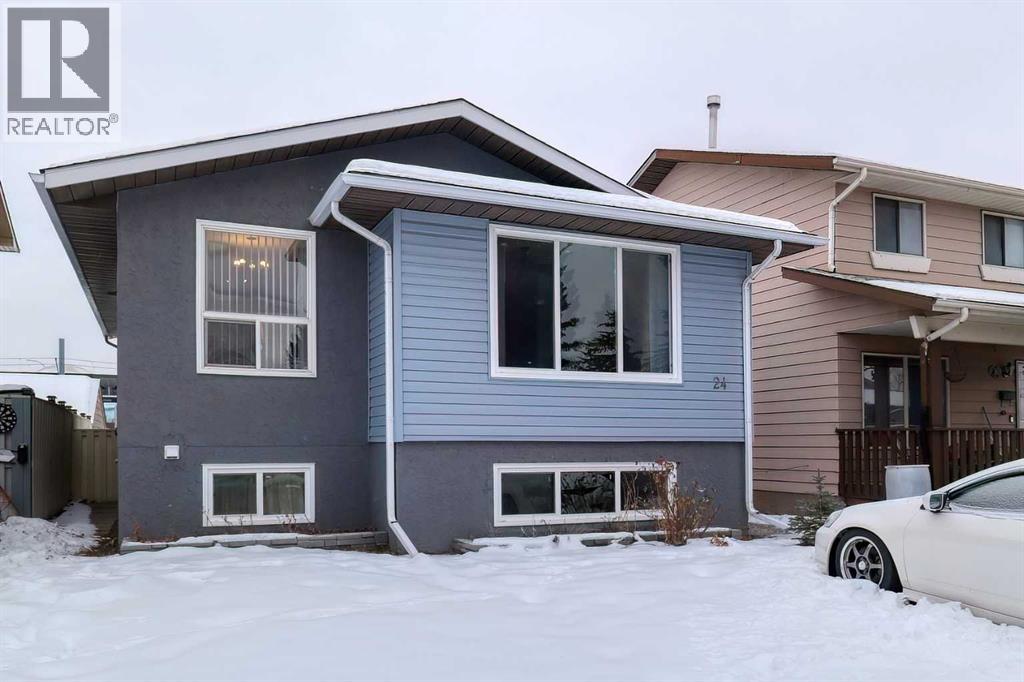 Single Family House Bi-level for Sale in  Shawmeadows Road SW Shawnessy Calgary 