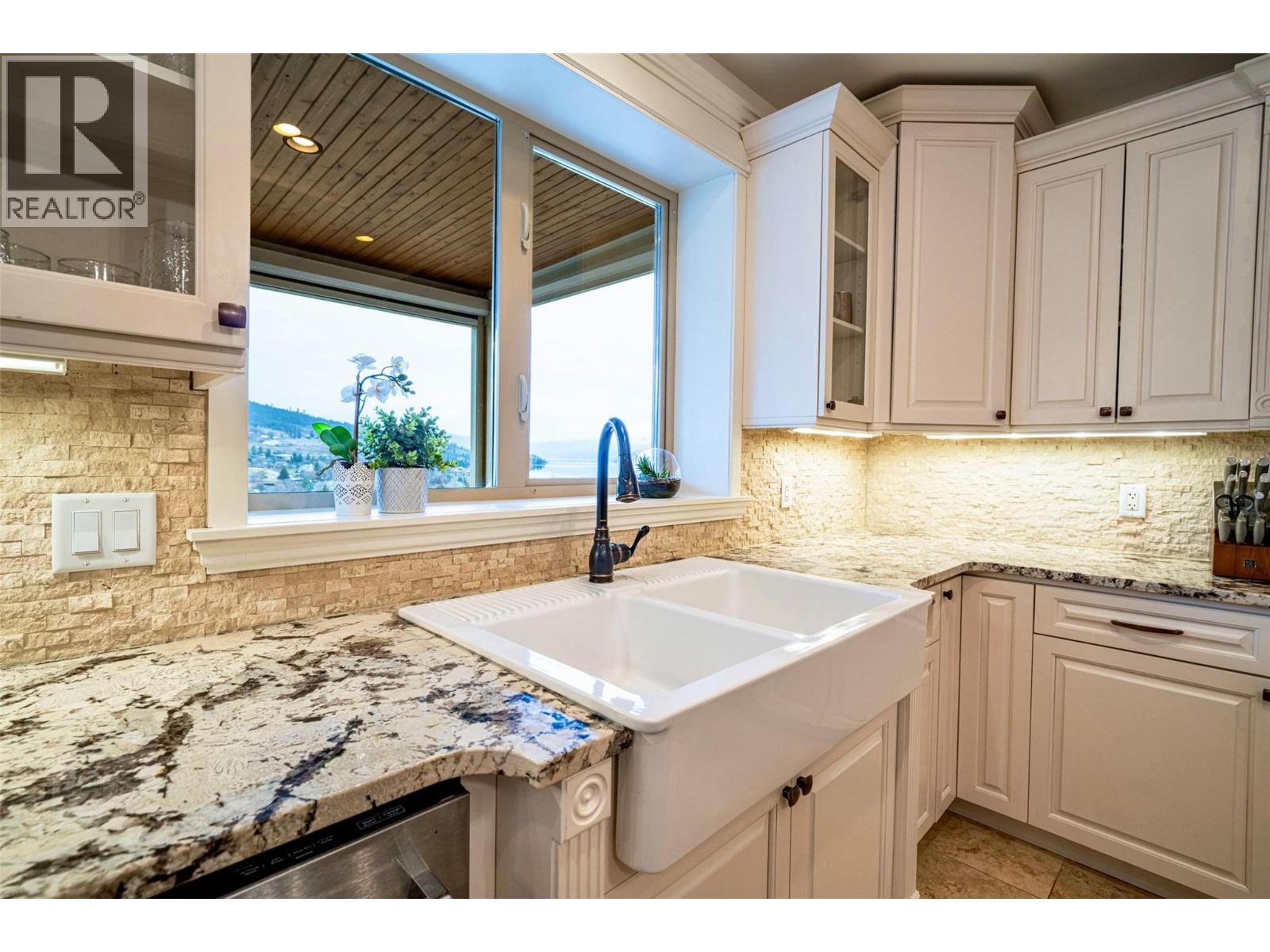 8784 Cortland Place, Coldstream