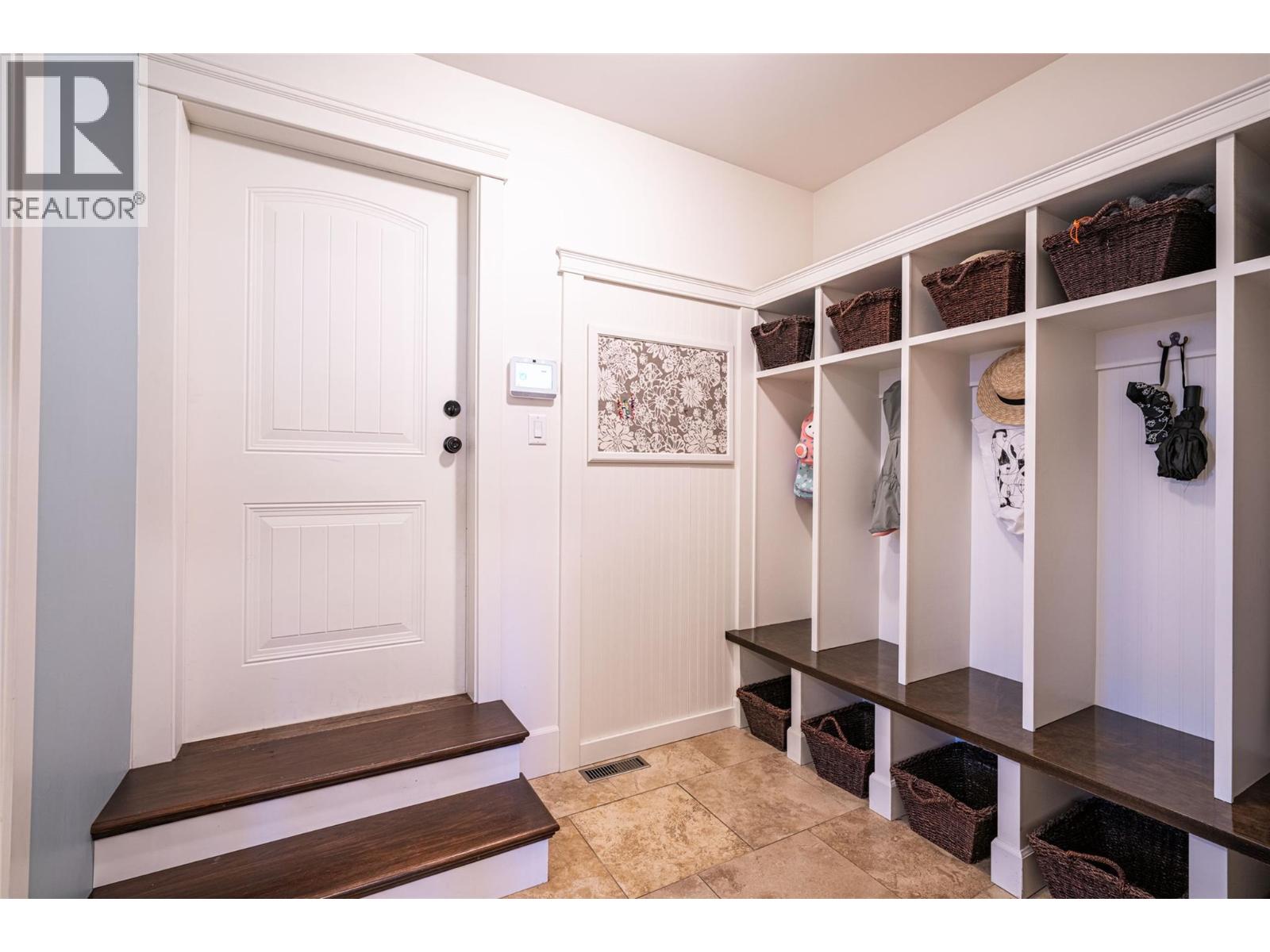 8784 Cortland Place, Coldstream