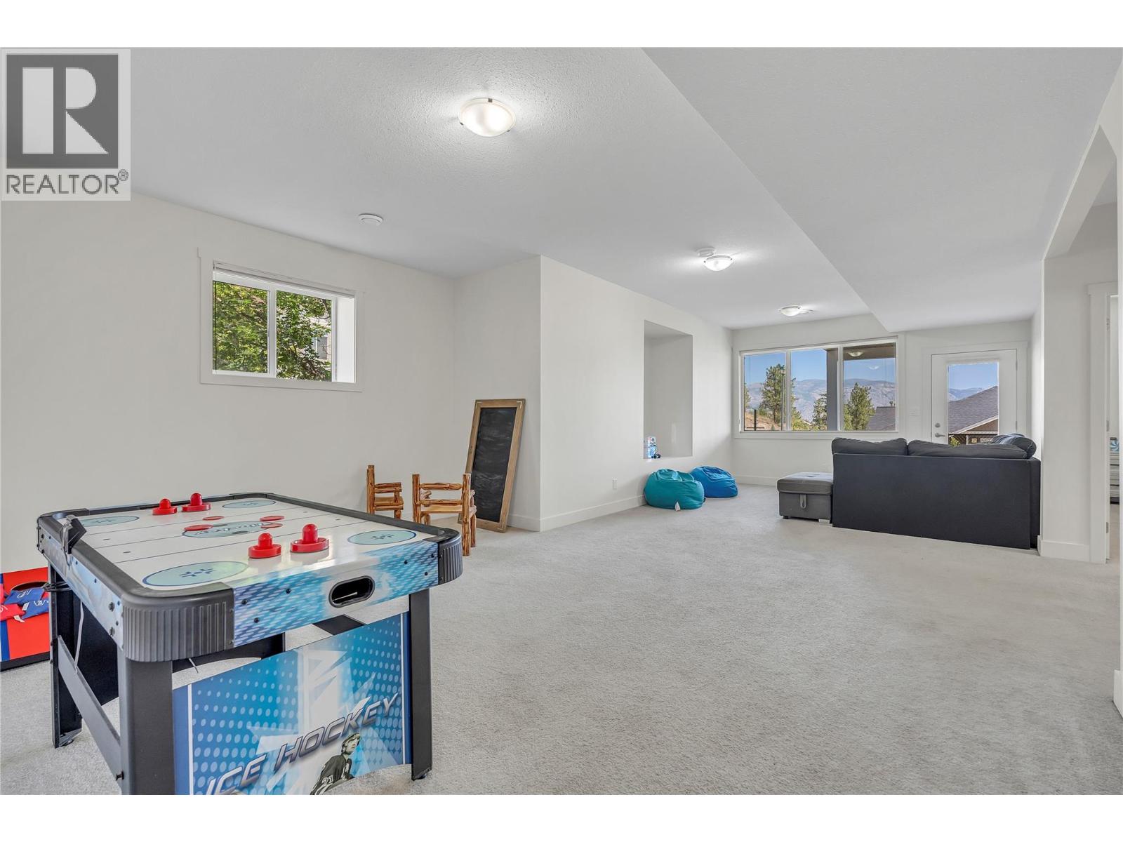 14395 Herron Road Unit# 101, Summerland