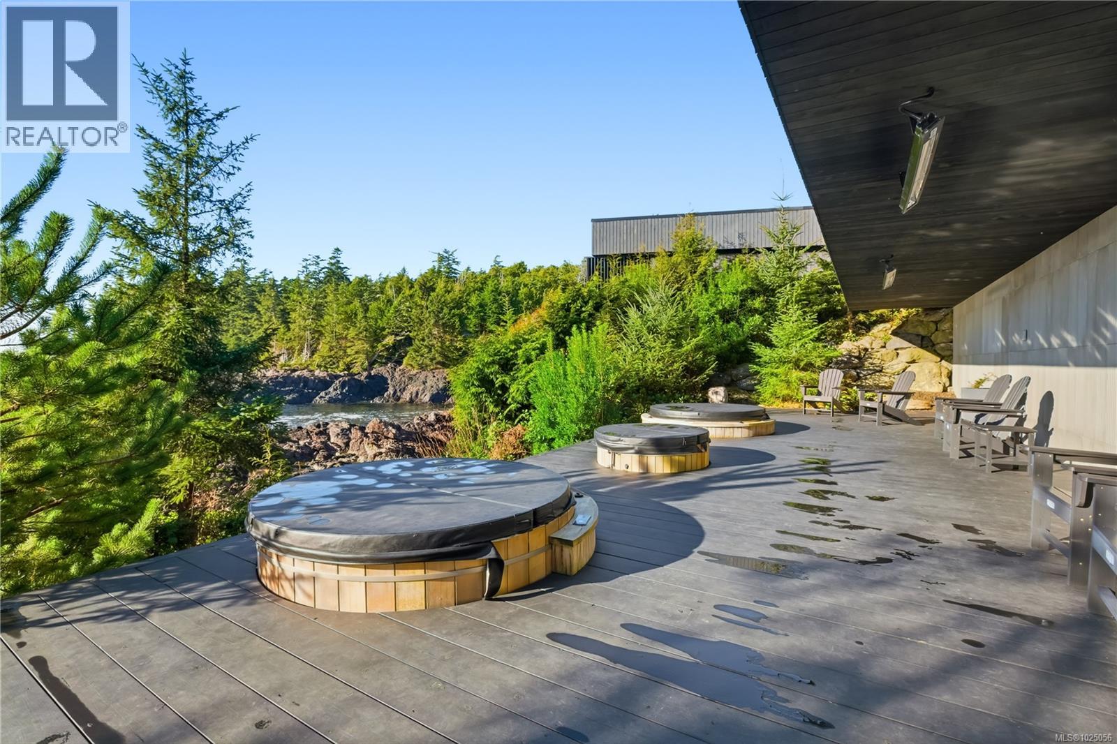 828 Odyssey Lane, Ucluelet