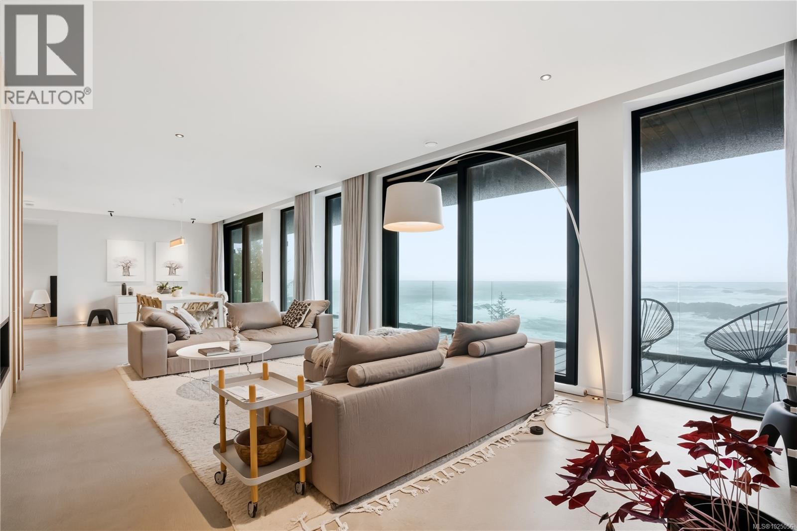 828 Odyssey Lane, Ucluelet