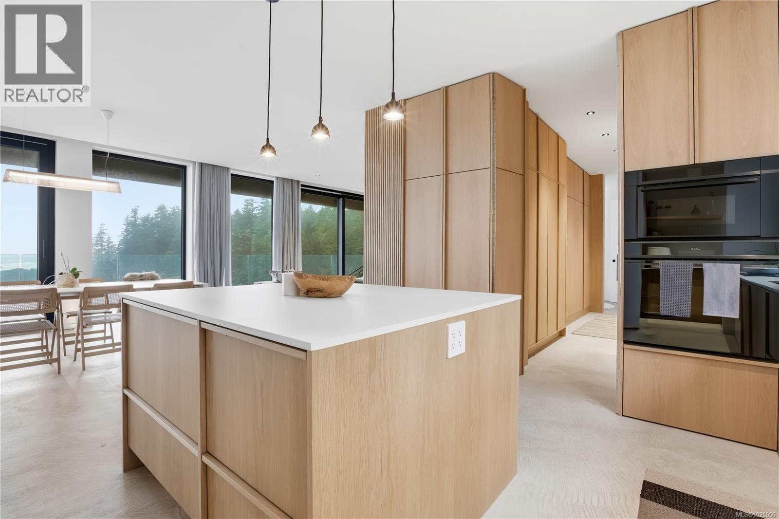 828 Odyssey Lane, Ucluelet