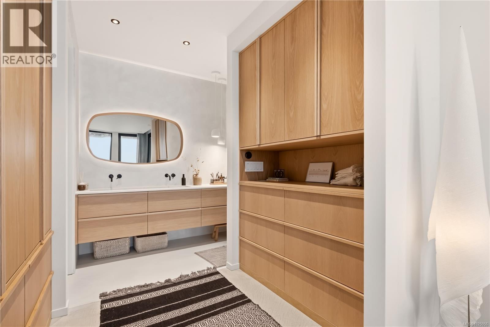 828 Odyssey Lane, Ucluelet