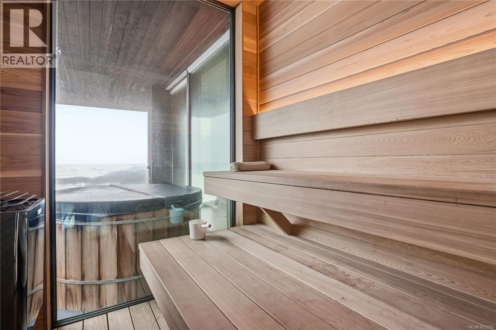 828 Odyssey Lane, Ucluelet