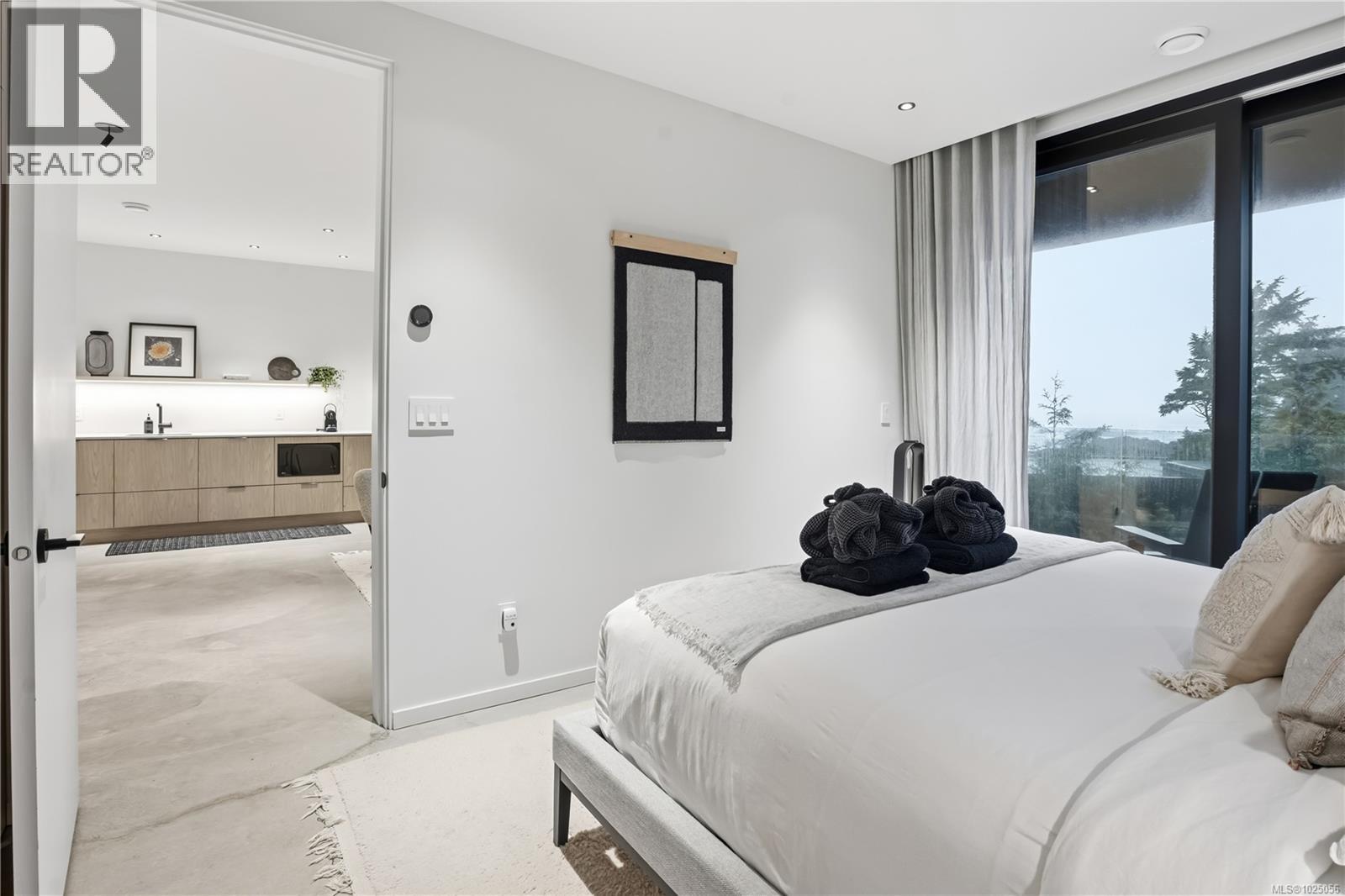 828 Odyssey Lane, Ucluelet