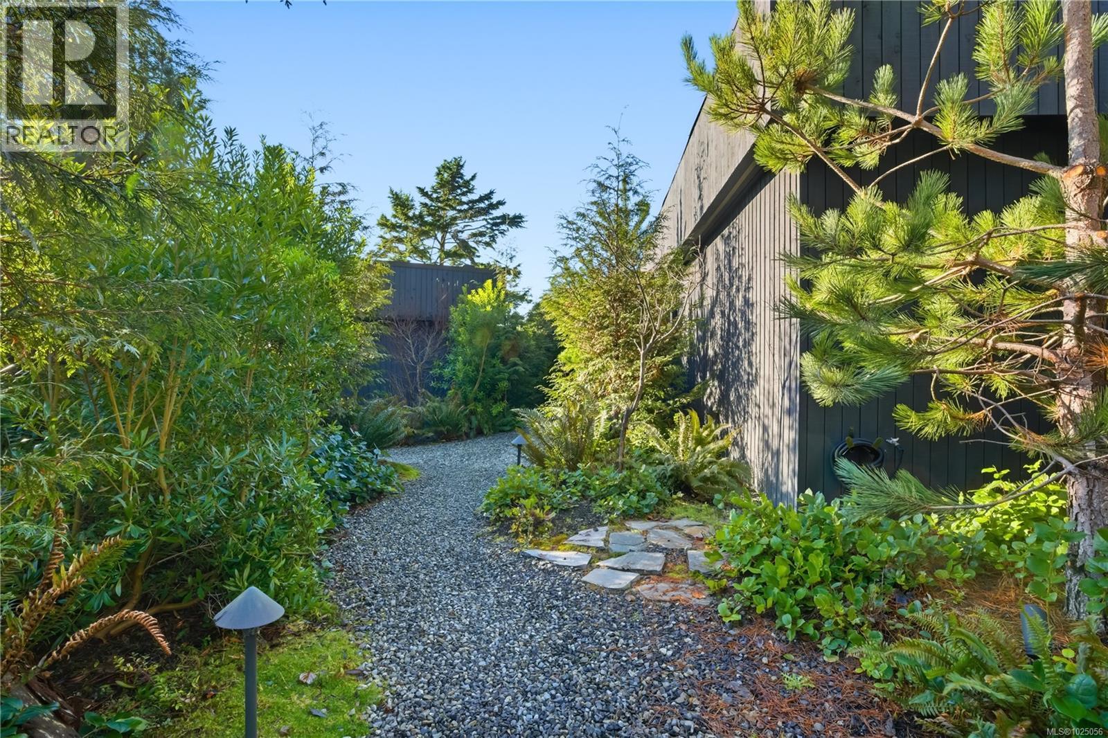 828 Odyssey Lane, Ucluelet
