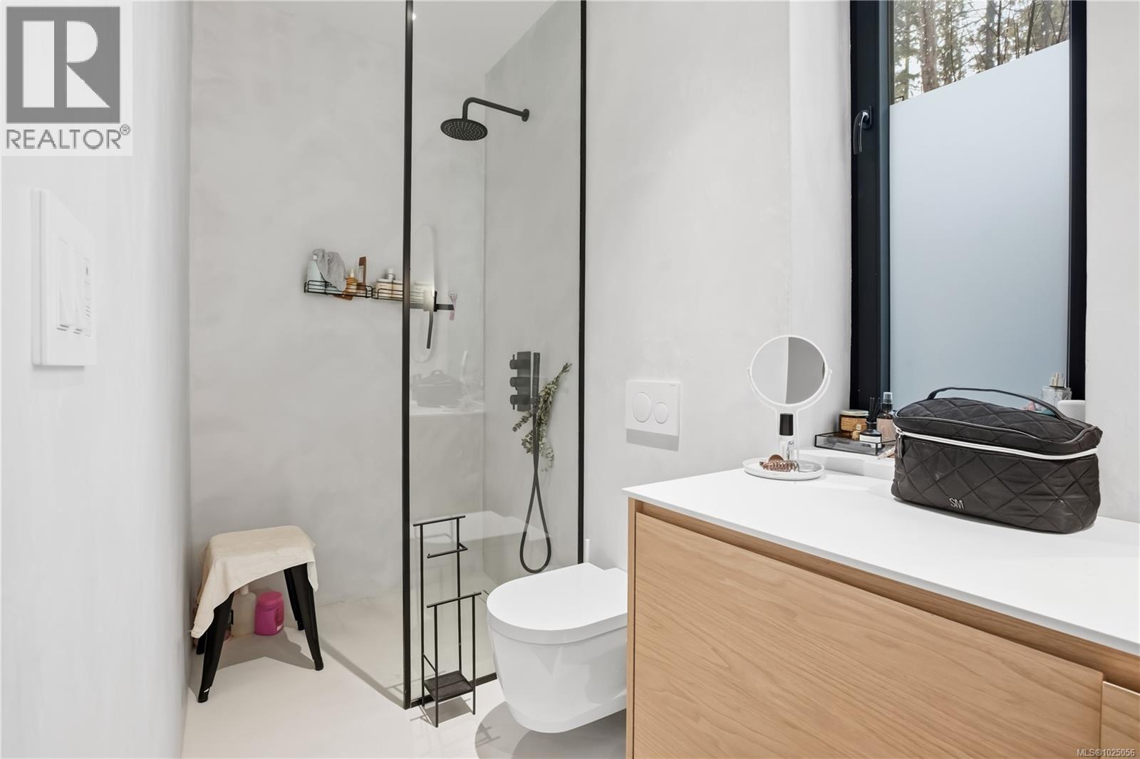 828 Odyssey Lane, Ucluelet