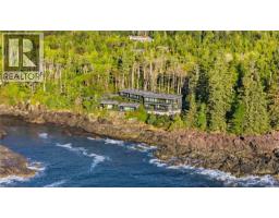 828 Odyssey Lane, Ucluelet, BC V0R3A0 Photo 96