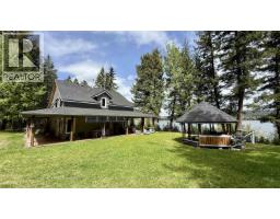 Bedroom 3 - 4460 Tatton-helena Fs Road, Lac La Hache, BC V0K1T0 Photo 9