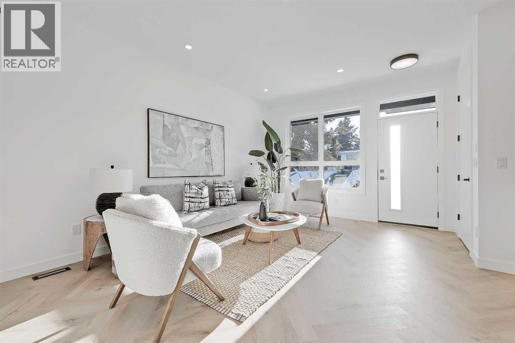 Single Family House for Sale in    Avenue SW South Calgary Calgary 