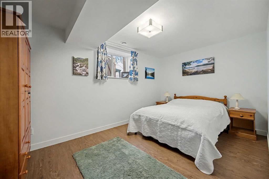 Single Family House Bungalow for Sale in  Silver Mead Road NW Silver Springs Calgary 