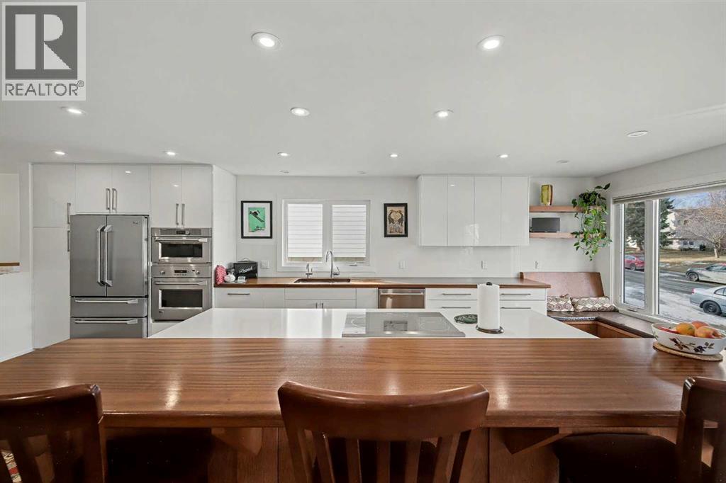 Single Family House Bungalow for Sale in  Silver Mead Road NW Silver Springs Calgary 