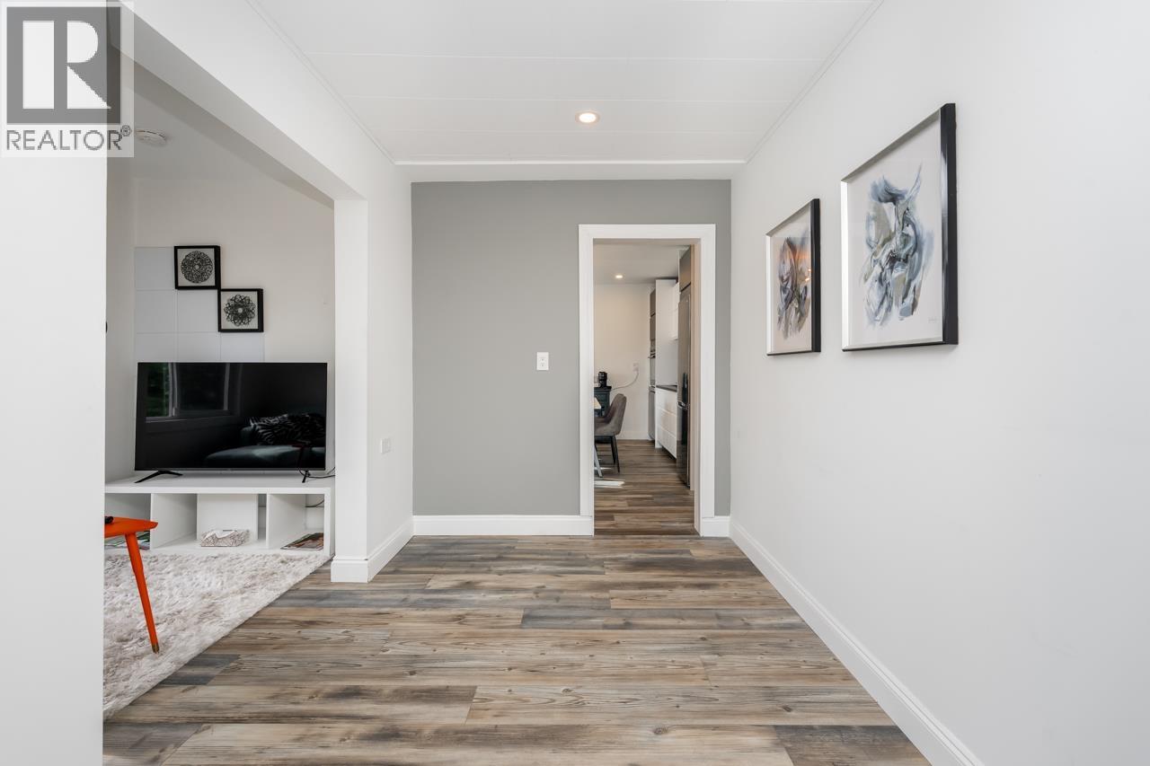 3245 TRAVERS AVENUE, West Vancouver