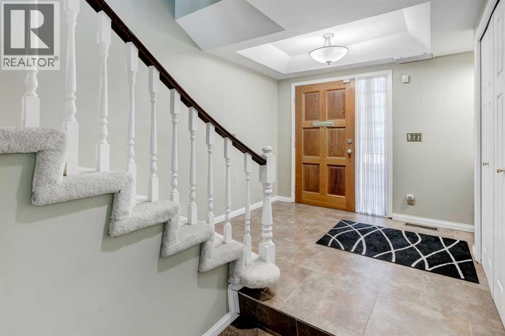 Single Family House for Sale in    Street NW Varsity Calgary 