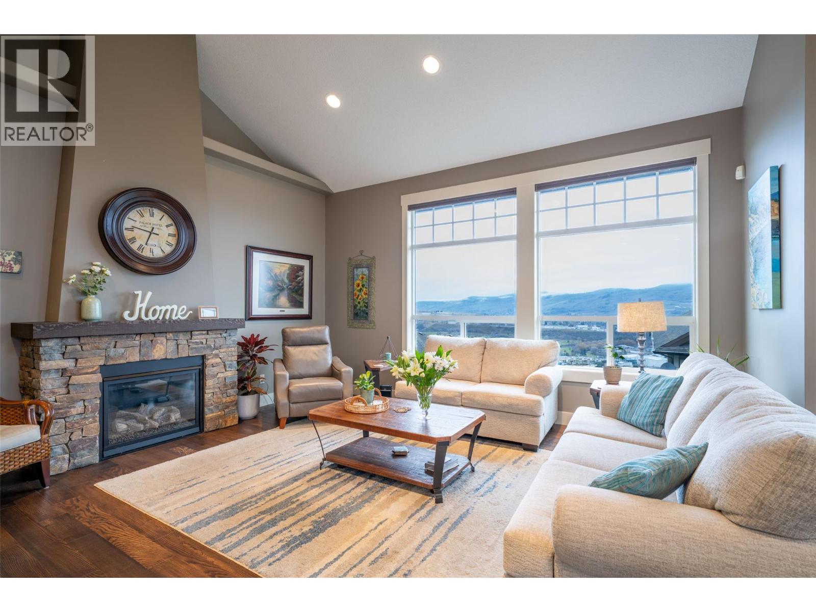 7 1117 Mt. Fosthall Drive, Vernon