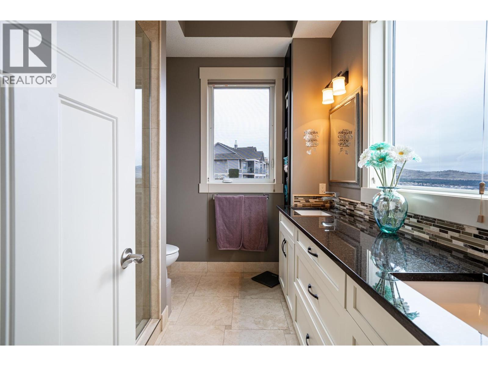 7 1117 Mt. Fosthall Drive, Vernon